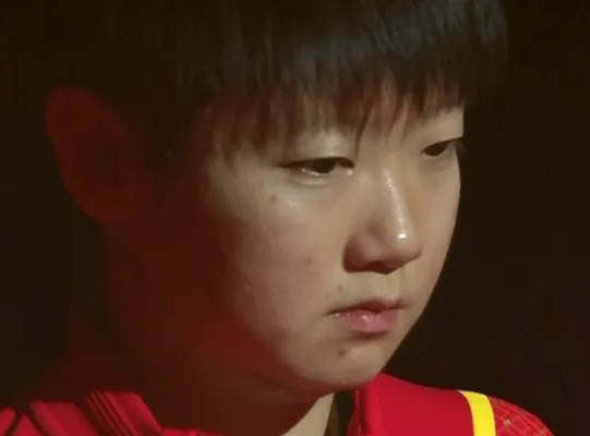 9-10落后！孙颖莎彻底杀疯了，混团世界杯最不可思议一球诞生了！